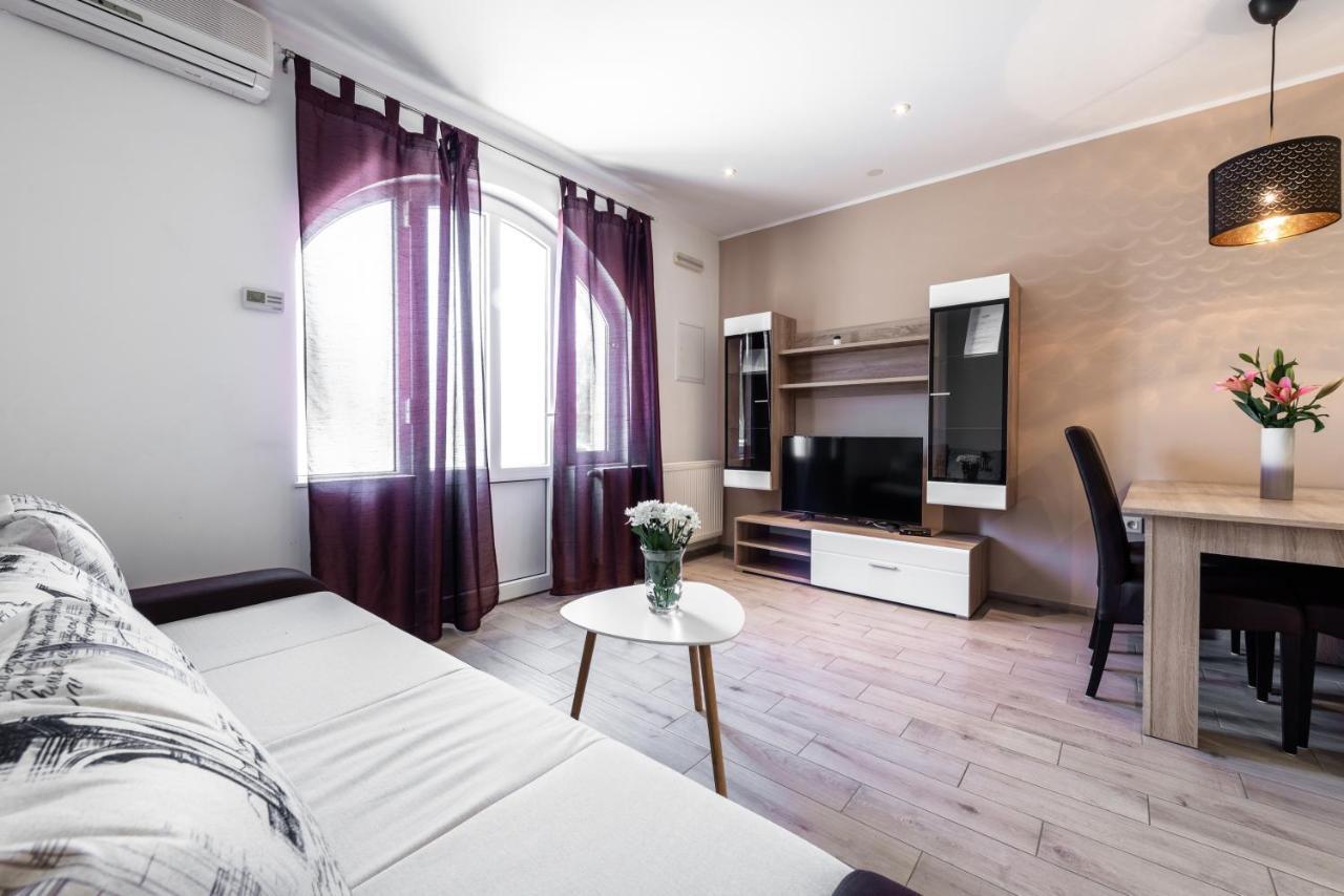 Village Apartments Mimi Pridvorje Zewnętrze zdjęcie